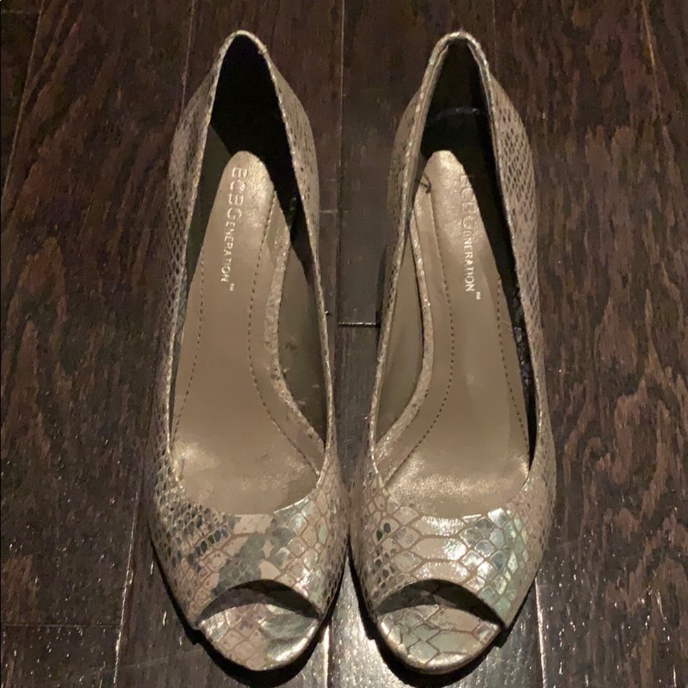 BCBG Snakeskin kitten heals